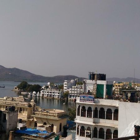 Hotel Ishwar Palace Udaipur Dış mekan fotoğraf